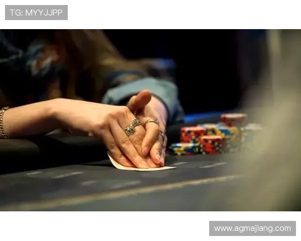 德州扑克职业玩家经验分享：成功背后的训练与心态调整